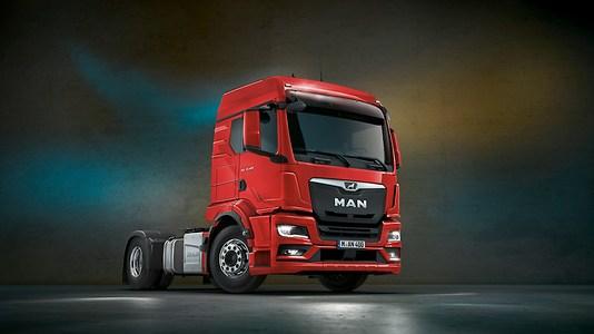 Our MAN GM cab can be used universally in long-haul transport. It offers a driver-focused, ergonomic cockpit and generous living and sleeping comfort.